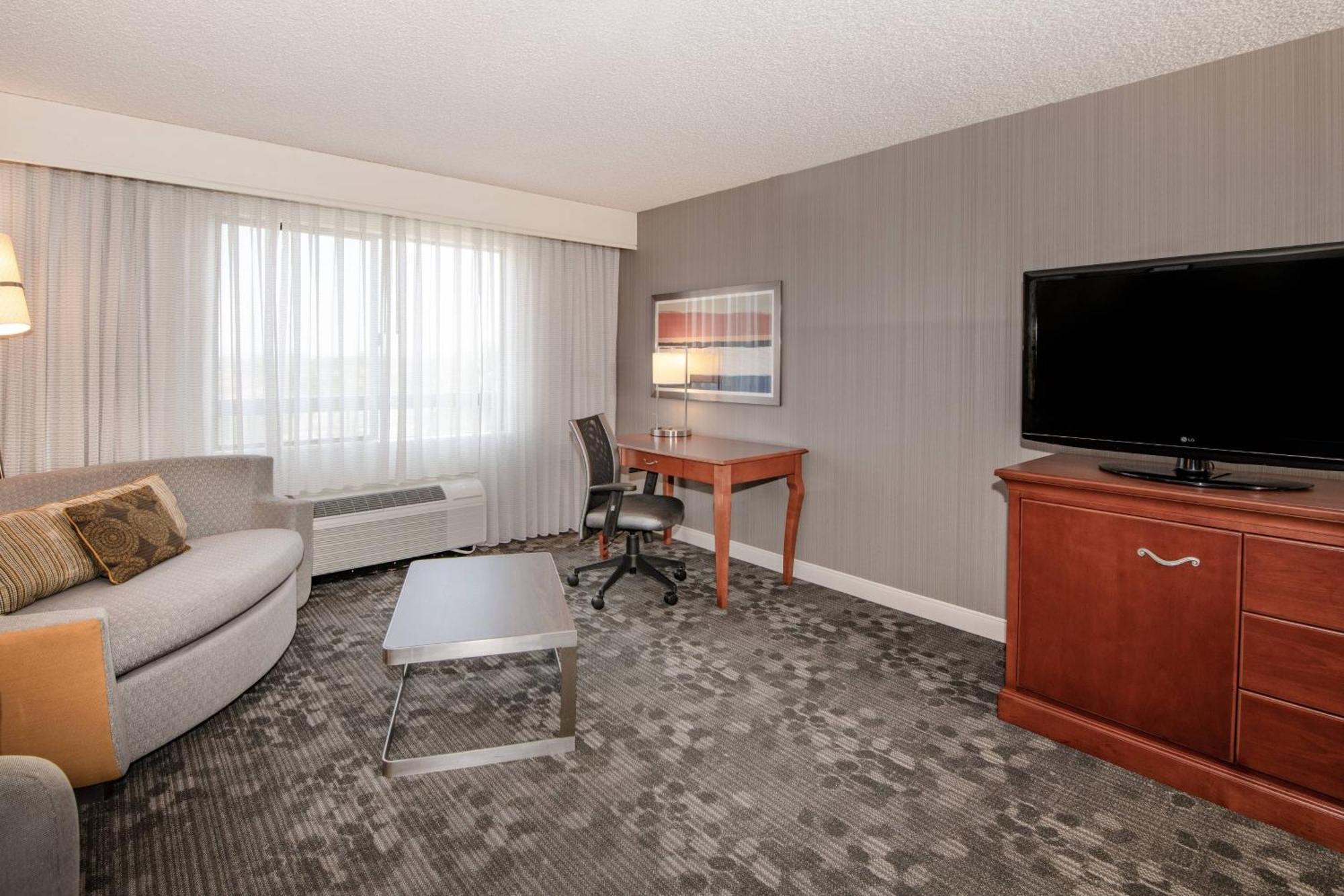 Courtyard By Marriott Newark Silicon Valley Exteriér fotografie